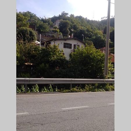 Villa Casa Di Giulia Savona Exterior foto